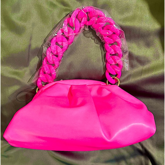 Neon Pink Faux Leather Crossbody Bag w/ Chain - NWT - Picture 1 of 11